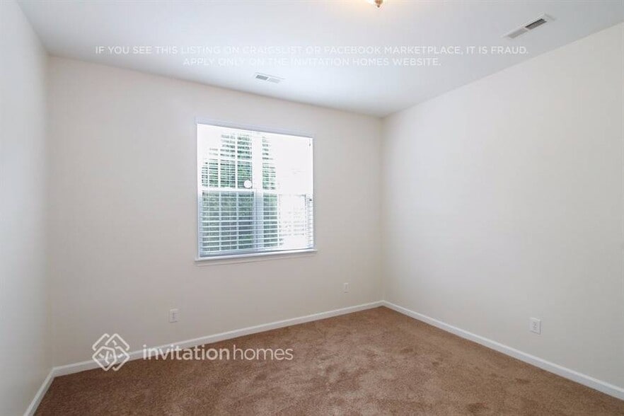 Building Photo - 4701 Sandtyn Dr