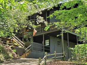 Building Photo - 328 Possum Trot Trail