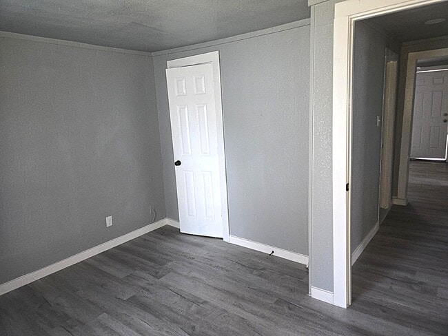 Building Photo - 1709 Boney St