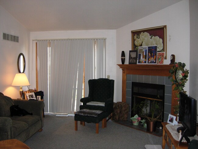 Building Photo - 3100 Muir Field Rd