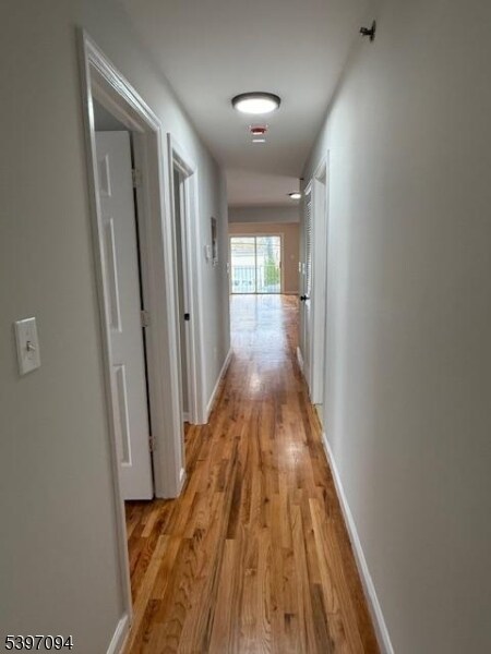 Building Photo - 139 Oraton St