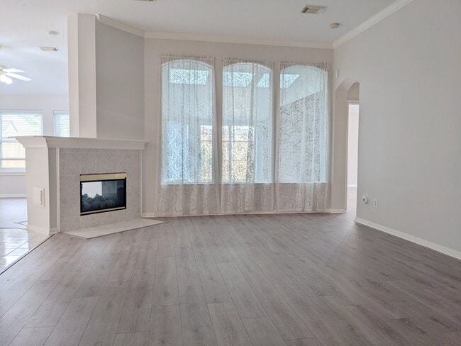 Building Photo - 4611 Rainbow Valley Ct