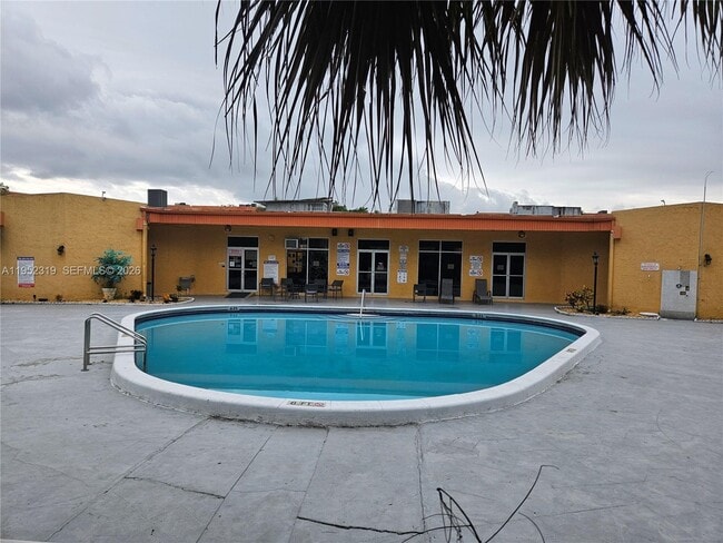 Building Photo - 4384 NW 9th Ave