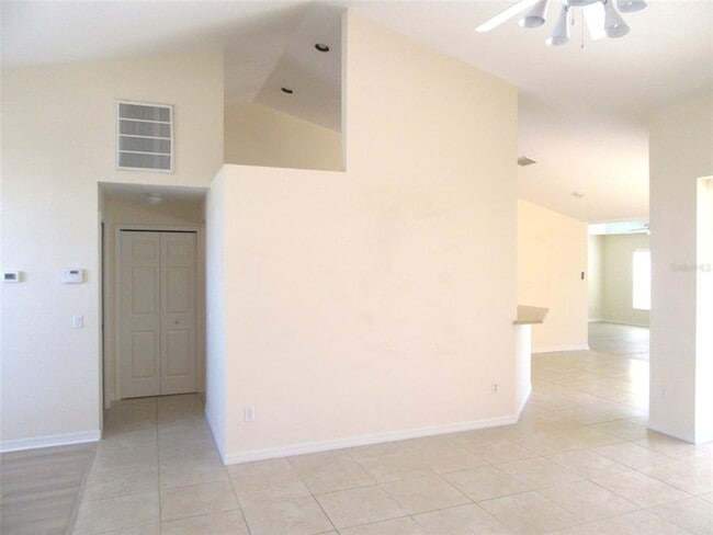 Building Photo - 8171 Rocliff Ave