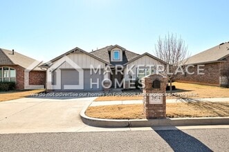 Building Photo - 3914 Wiltshire Dr