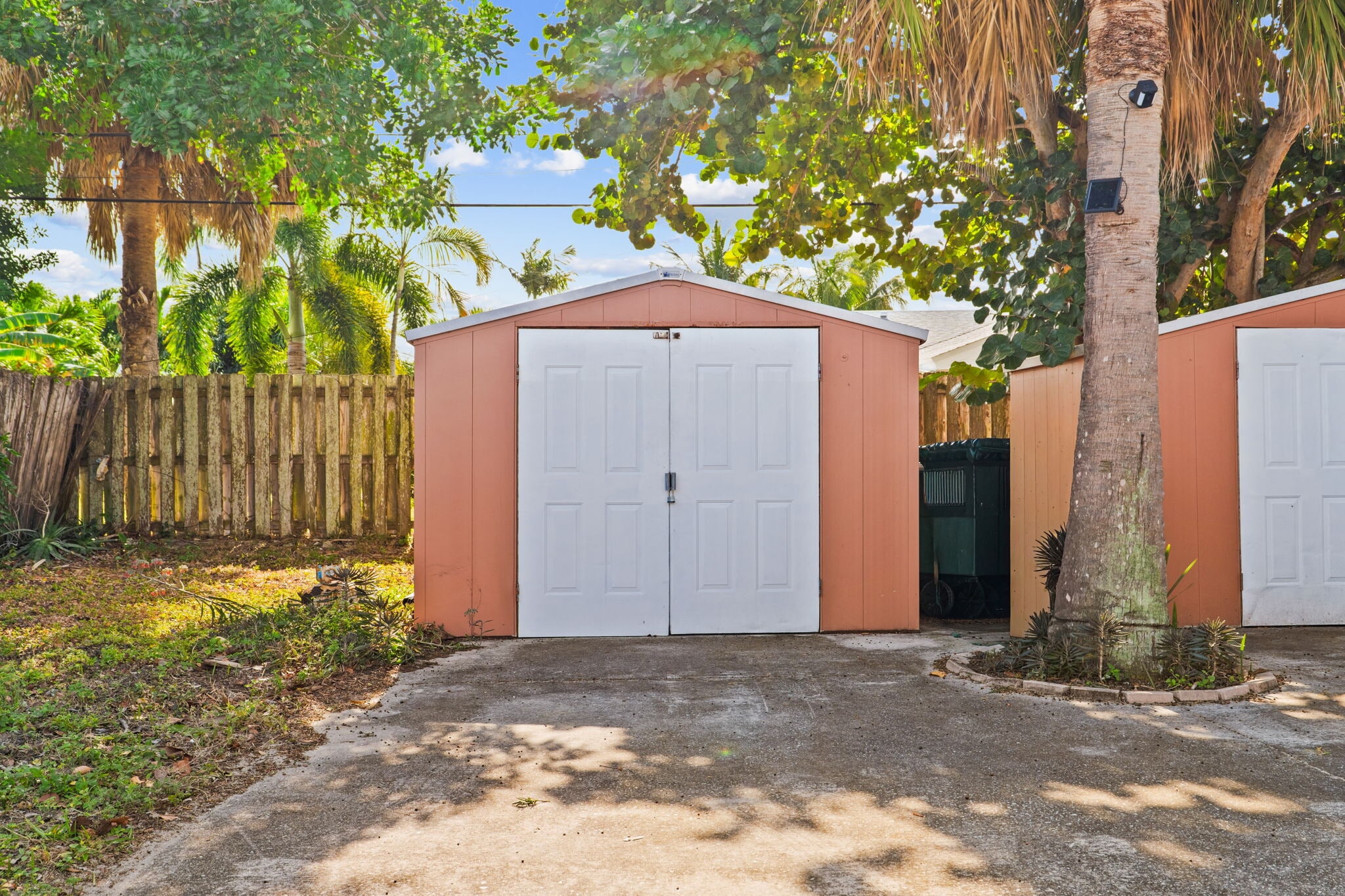 Building Photo - 329 Lee Ave