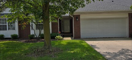 Building Photo - Beautiful 3 bed 3 bath two story condo. St...