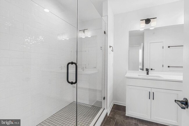 Building Photo - 3212 Evergreen Walk