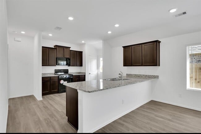 Building Photo - 22643 Malvicino Dr