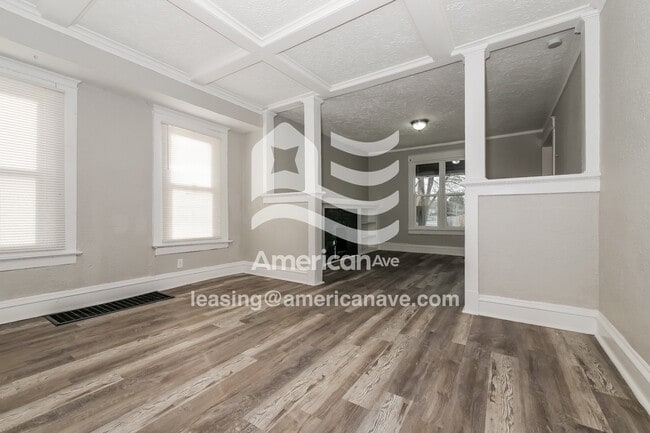 Building Photo - 1618 E 42nd St