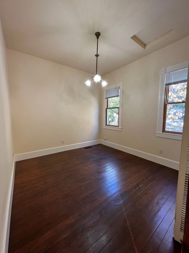 Building Photo - 110 Richardson