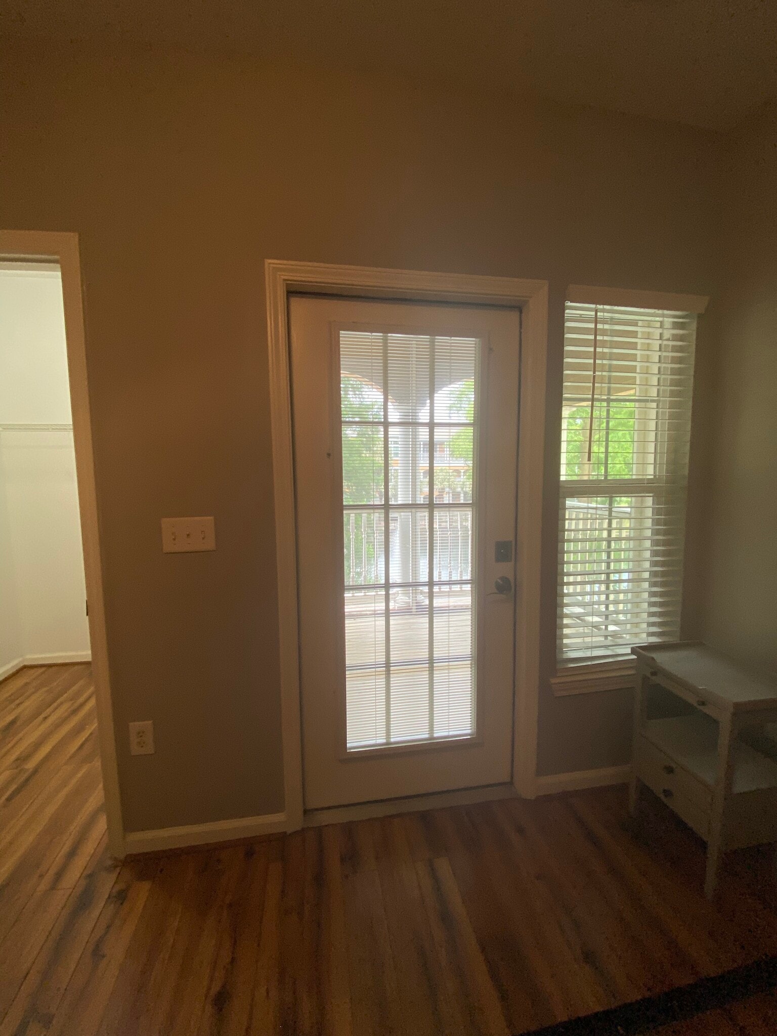 Door to porch from bedroom - 1523 Telfair Way