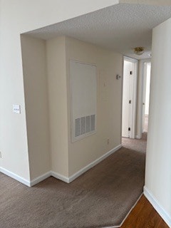 Building Photo - 2225 Huntingdon Dr