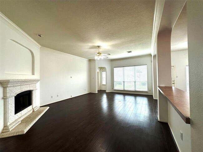Building Photo - 24018 Indian Hills Way