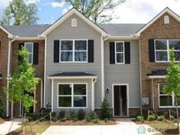 Building Photo - Gorgeous Renovated 3 Bedroom 2 Bath Townhome in Amazing Lithonia Location! Move In Ready!!!!