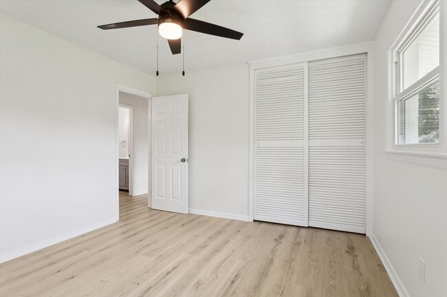 Building Photo - 13A Colberts Ln