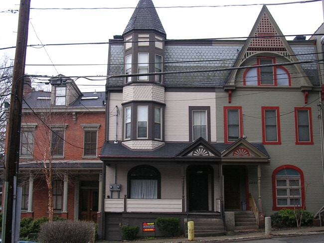 Building Photo - 4624 Henry St