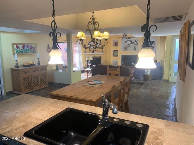 Building Photo - 7745 N Vía Camello Del Sur