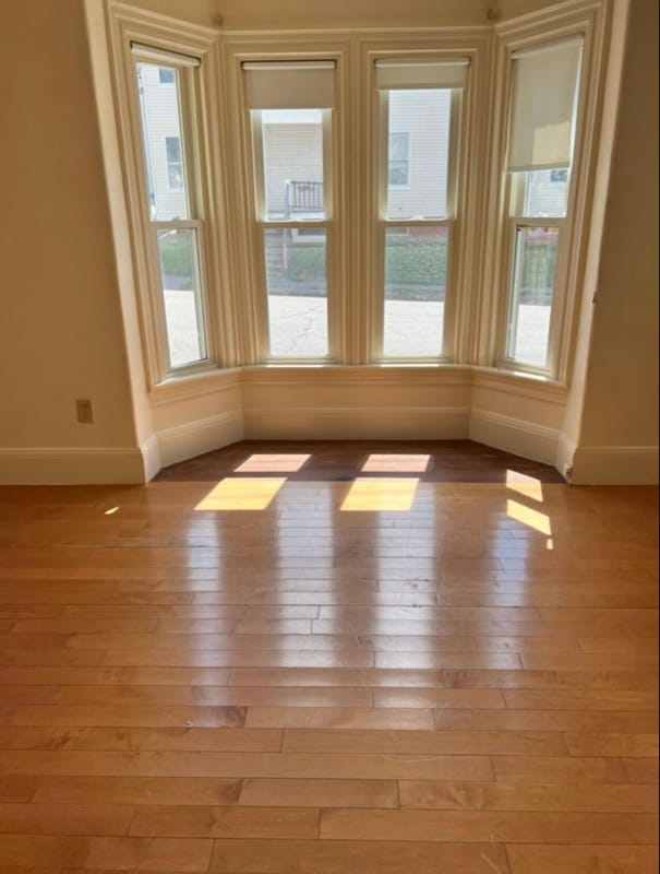 Building Photo - 16 Wood St