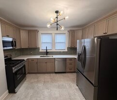 Building Photo - 77 Lovering Ave