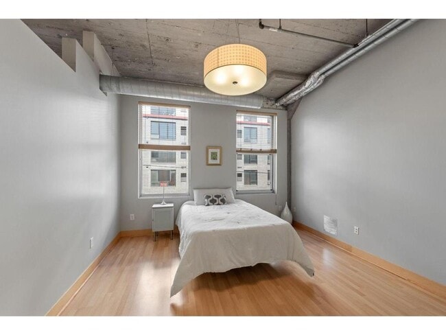 Building Photo - 918 N 3rd St