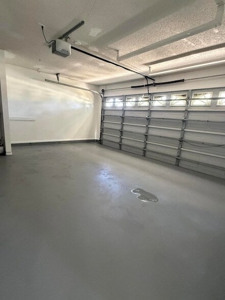 Building Photo - 1626 SW Buffum Ln