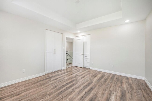 Building Photo - 7711 Antoine Dr