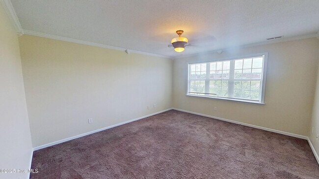 Building Photo - 108 Chastain Dr