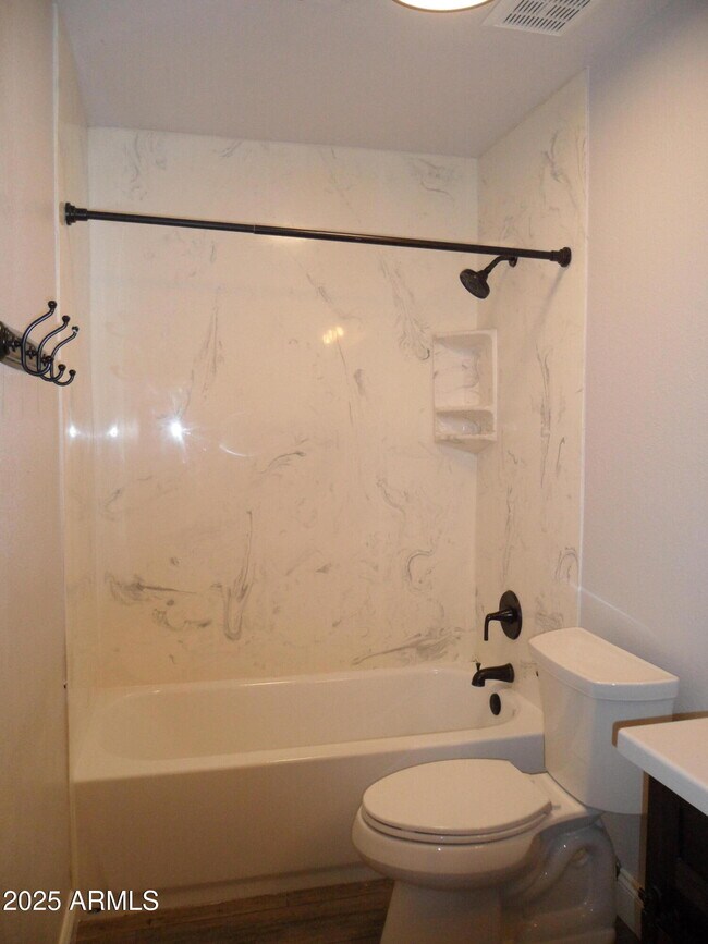 Building Photo - 7864 E Osage Ave