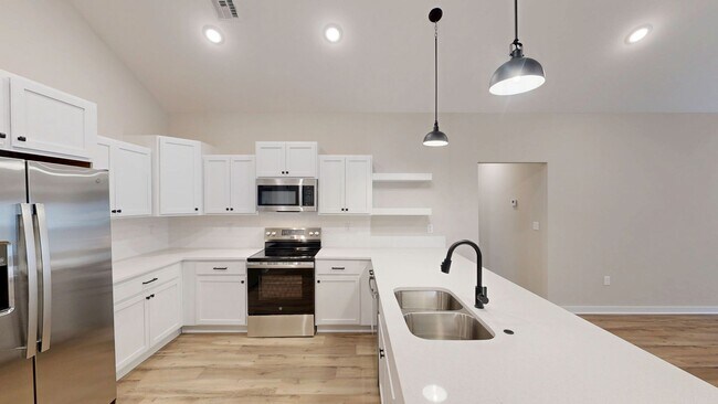 Building Photo - Beautiful New Construction 3BR Townhome in...