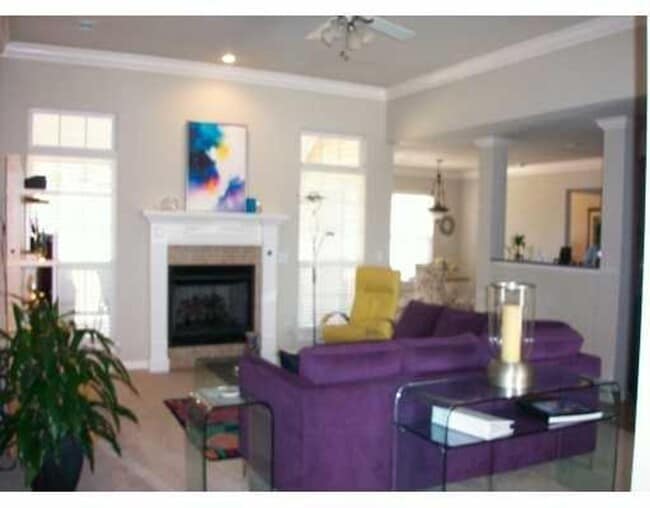 Building Photo - Nice Home in W Fayetteville