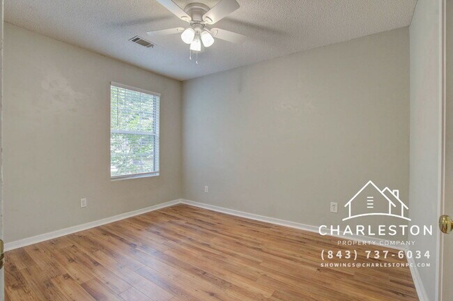 Building Photo - 7945 Timbercreek Ln