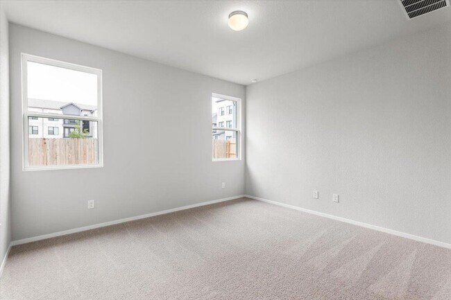 Building Photo - 2709 Totley Rd