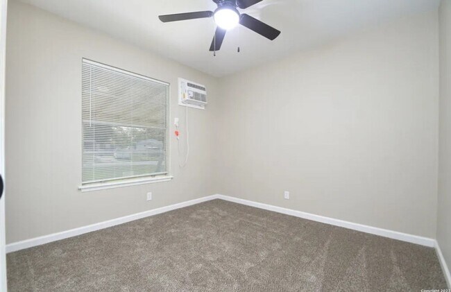 Building Photo - 159 Wayfarer Pl