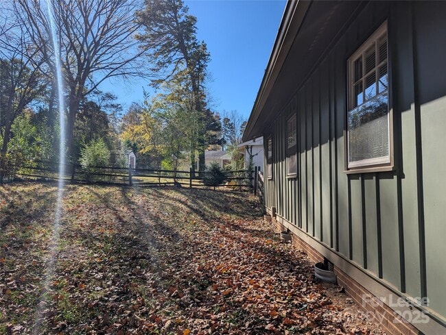 Building Photo - 20114 Washam St