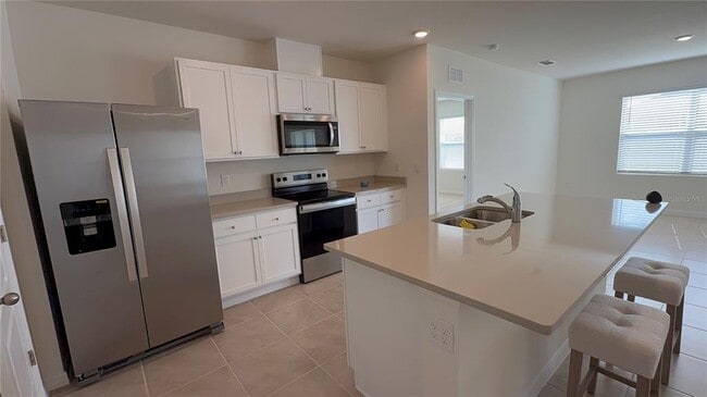 Building Photo - 504 Taylor Grvs St