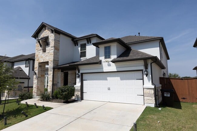 Building Photo - 2332 Giona Pl
