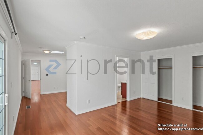Building Photo - 41076 Davila Ct