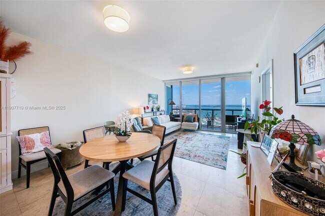 Building Photo - 888 Biscayne Blvd