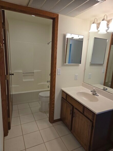 Bathroom - W177N9731 Riversbend Cir E
