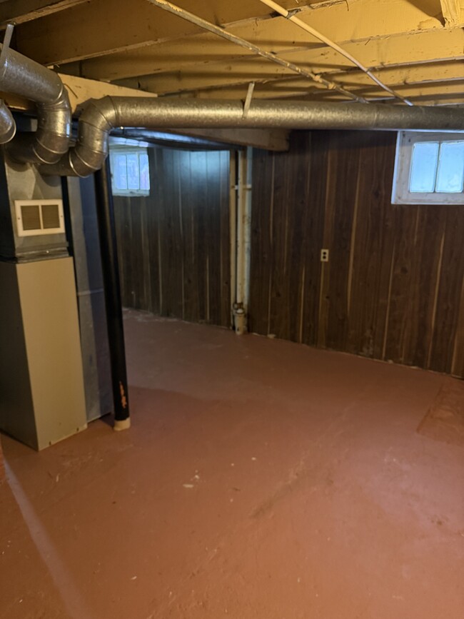 Basement - 18939 Meier St