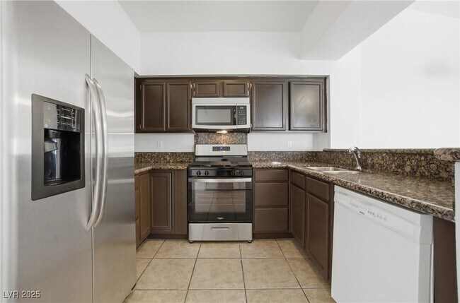 Building Photo - 1501 Truett St