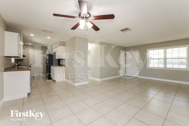 Building Photo - 112 Stafford Pl
