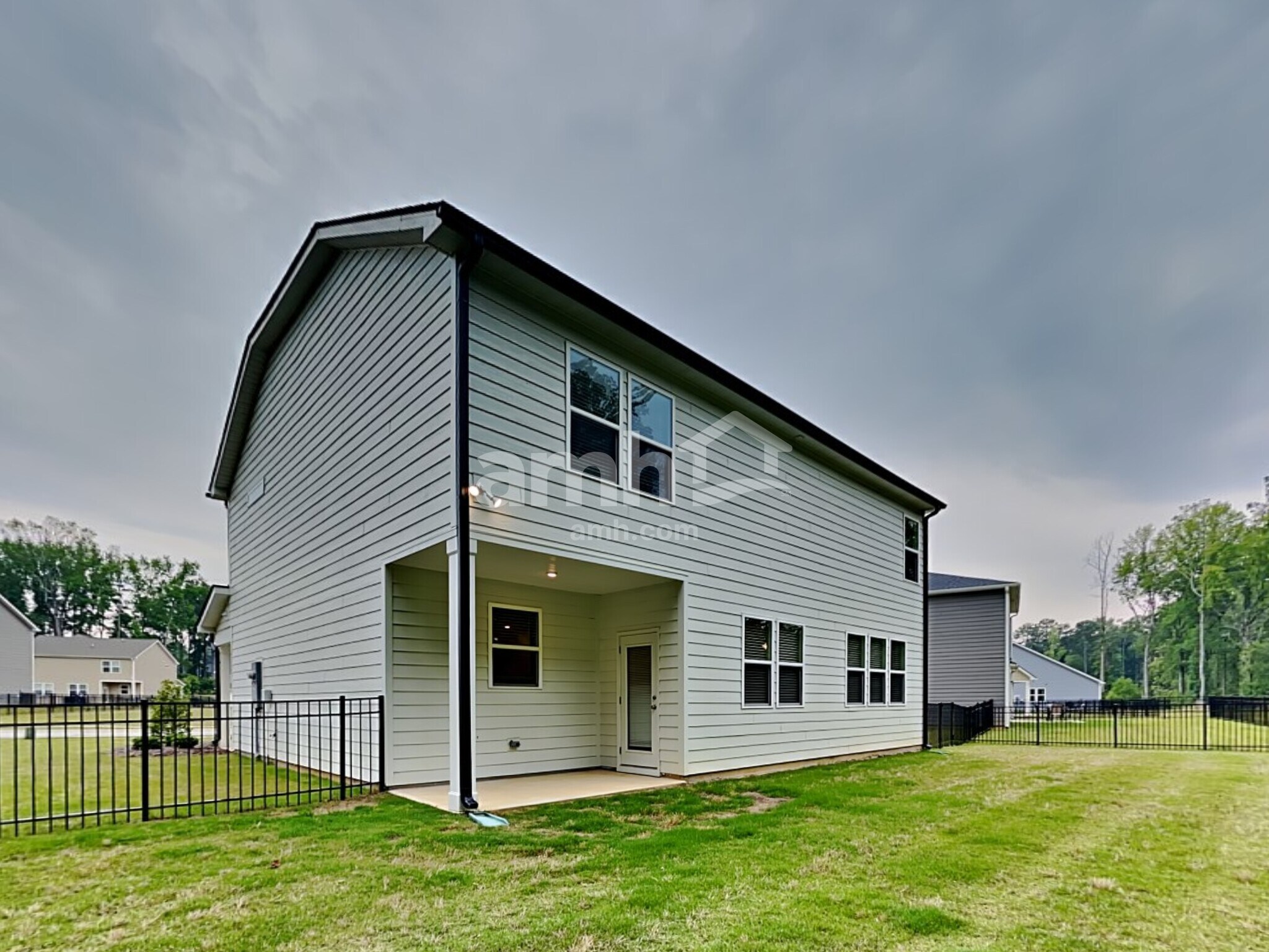 Building Photo - 208 Gregory Dr