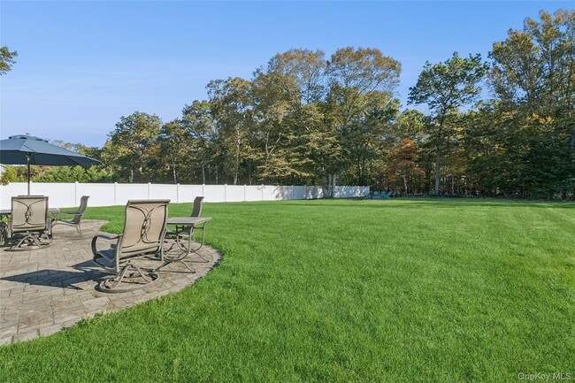 Building Photo - 16 Mastro Ct