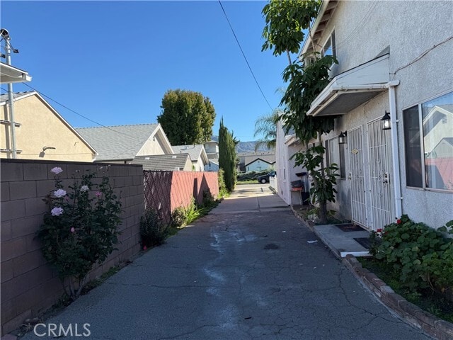 Primary Photo - 1953 N Parish Pl