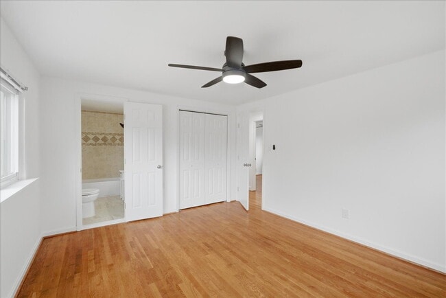 Building Photo - Charming Split-Level Home in the Heart of Alexandria