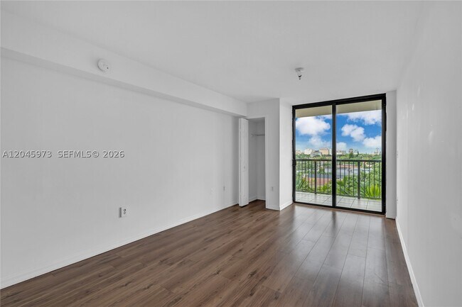 Building Photo - 1690 SW 27th Ave