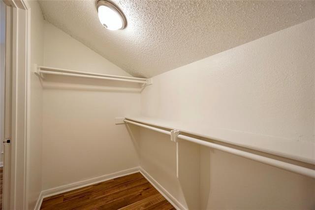 Building Photo - 9601 Forest Ln