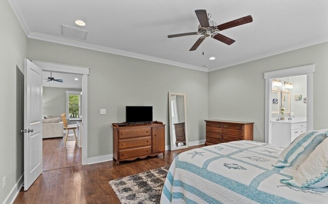 Building Photo - 112 Meadowbrook Ct